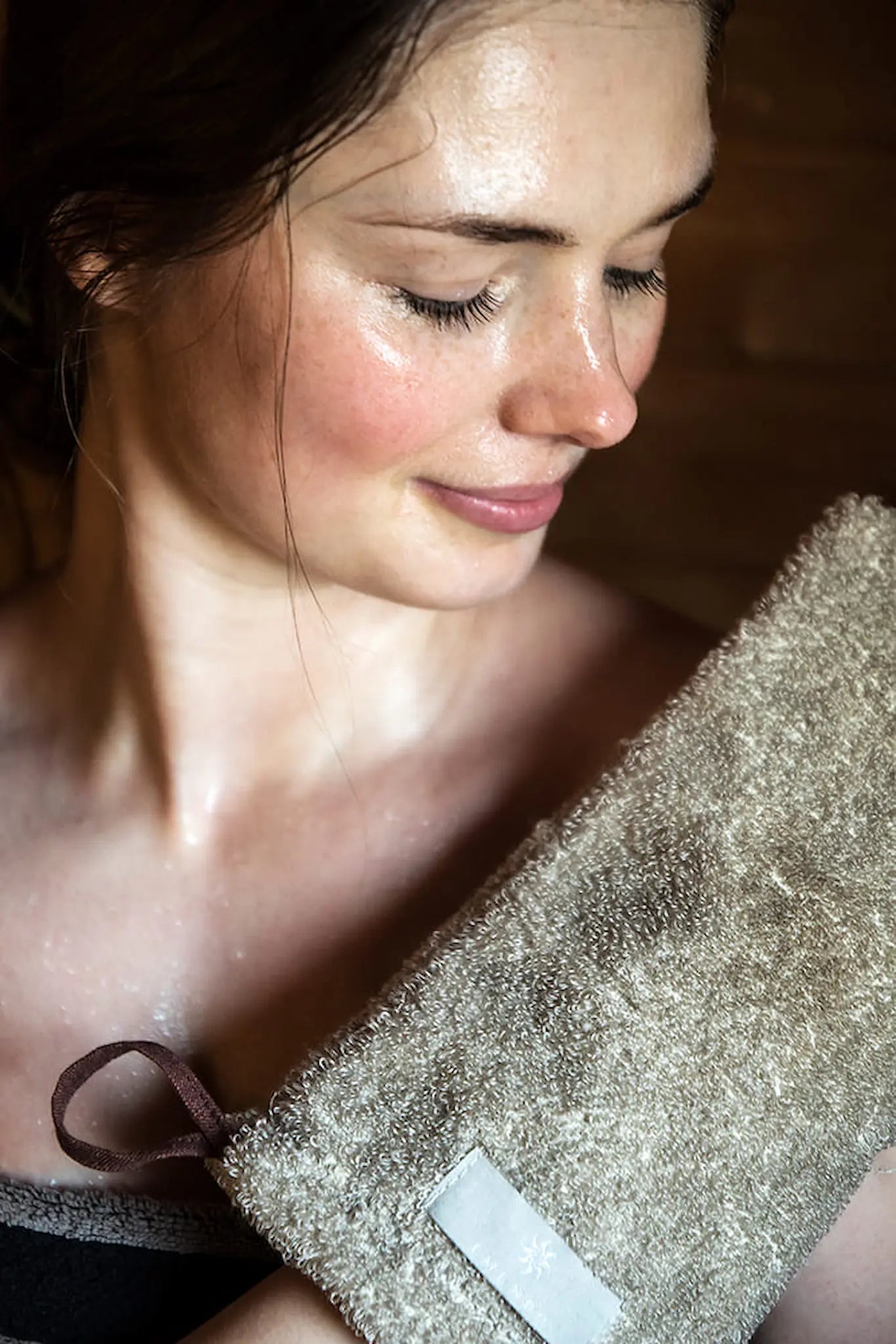 Emendo ウォッシュボディミット Brown (ブラウン)